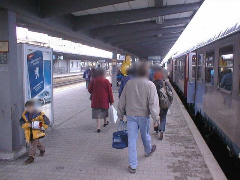 Hbf, Bstg., Gleis  7, 1. Sto.