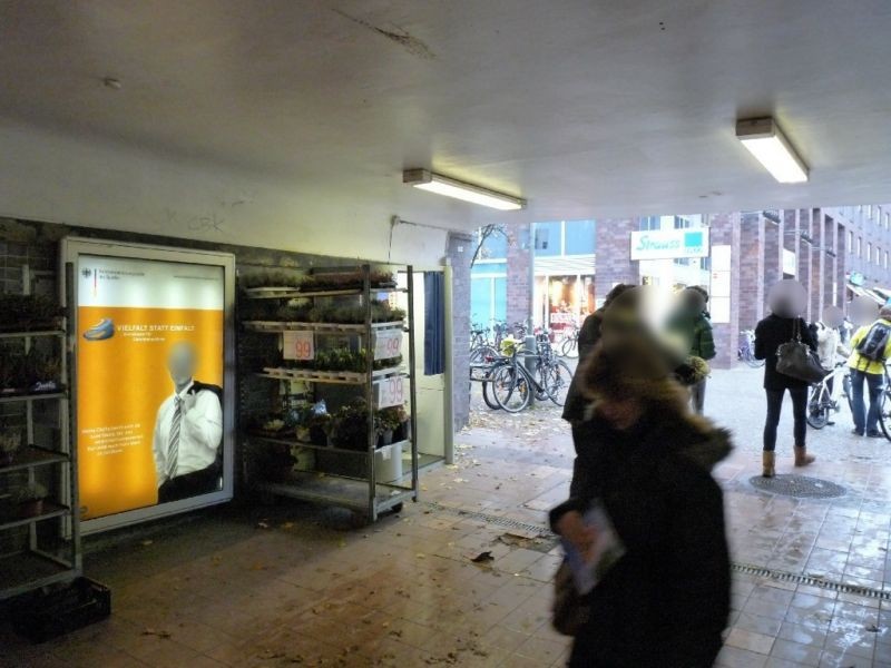 S-Bf Zehlendorf, Bf-Tunnel Teltow. Damm,re. Wandfl
