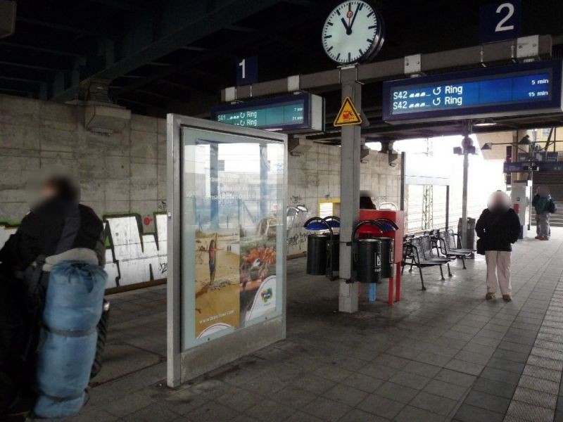 S-Bf Beusselstr., Bstg., Ri. Jungfernheide, 2.Sto.