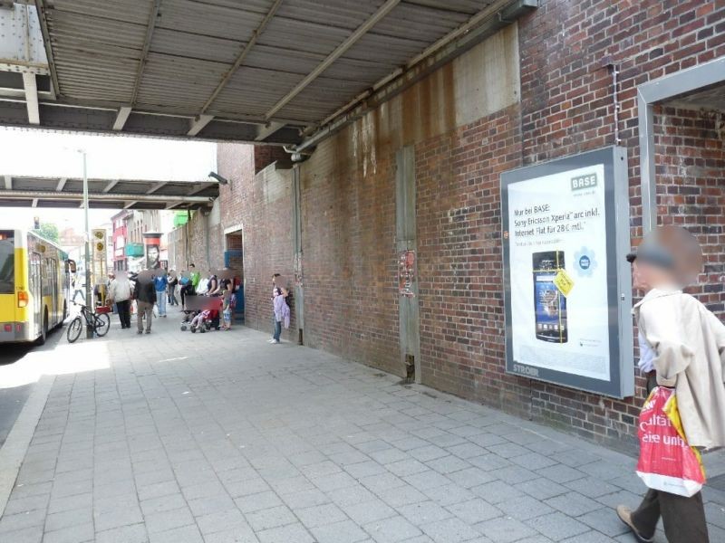 S-Bf Mahlsdorf, Bf-Geb., am Eing,li. Hönower Str