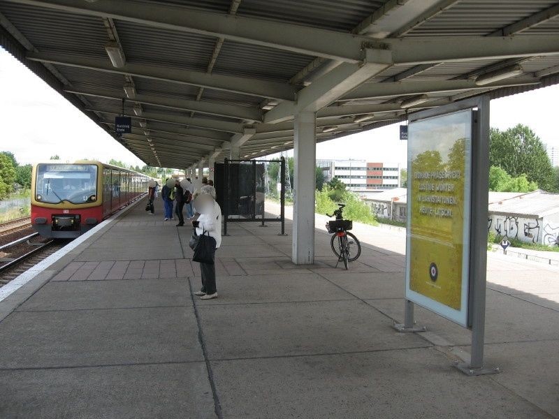 S-Bf Poelchaustr., Bstg., Gleis 2