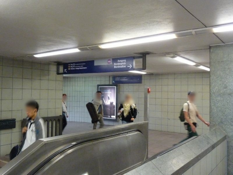 S-Bf Bundespl, Überg. z. U-Bahn, Ri. Steglitz. li.