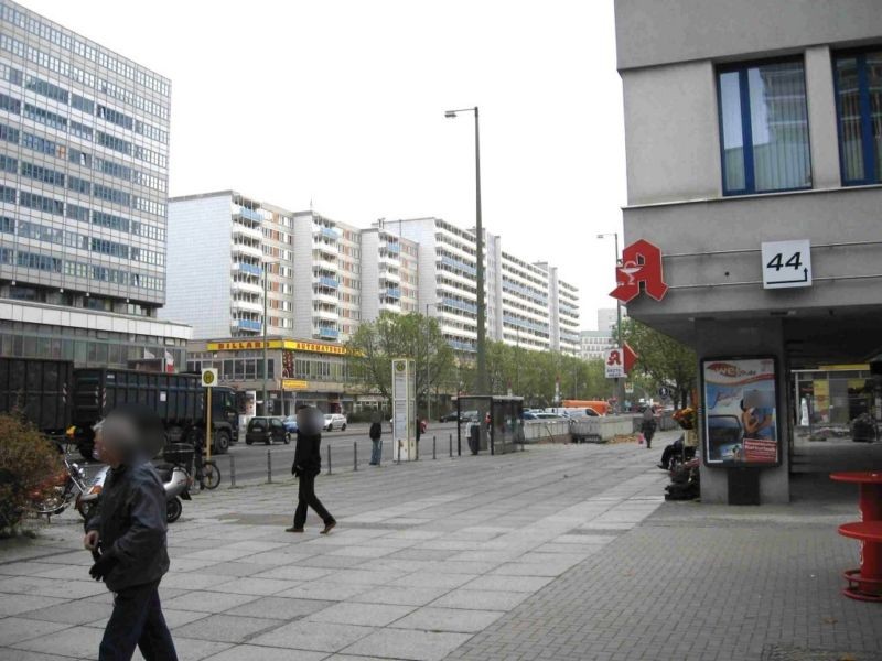 Leipziger Str.  43/44 re.