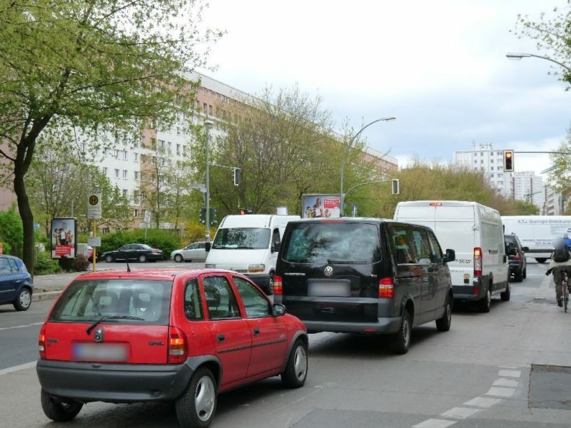 Köpenicker Str. 121/Michaelkirchstr./We.li.