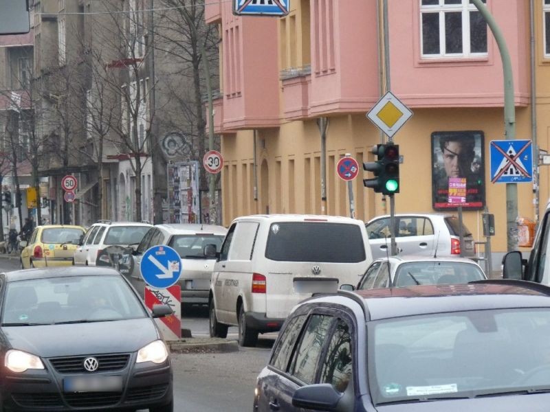 Simplonstr. 25/Gärtnerstr. 1