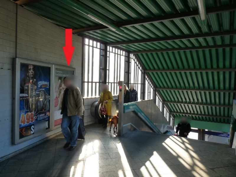 S-Bf Messe-Nord/ICC,Bf-Halle, Ausg.Kaiserdamm, 2 S