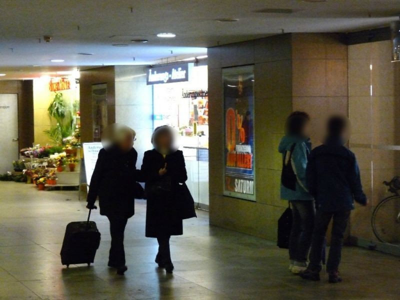 S-Bf Alexanderpl.,UG,a.d. Rundtr.li.v.Überg.U-Bahn