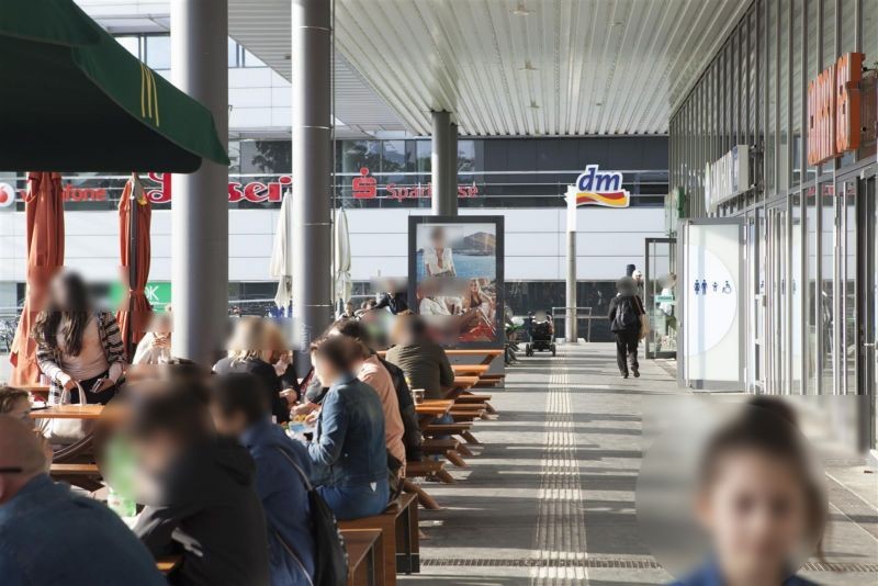 S-Bf Gesundbr., vor EH, 1. Sto., Si. Kaufland