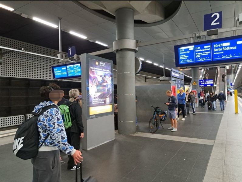 Hbf, Ebene-2, Bstg., Gl. 2, 2. Sto.