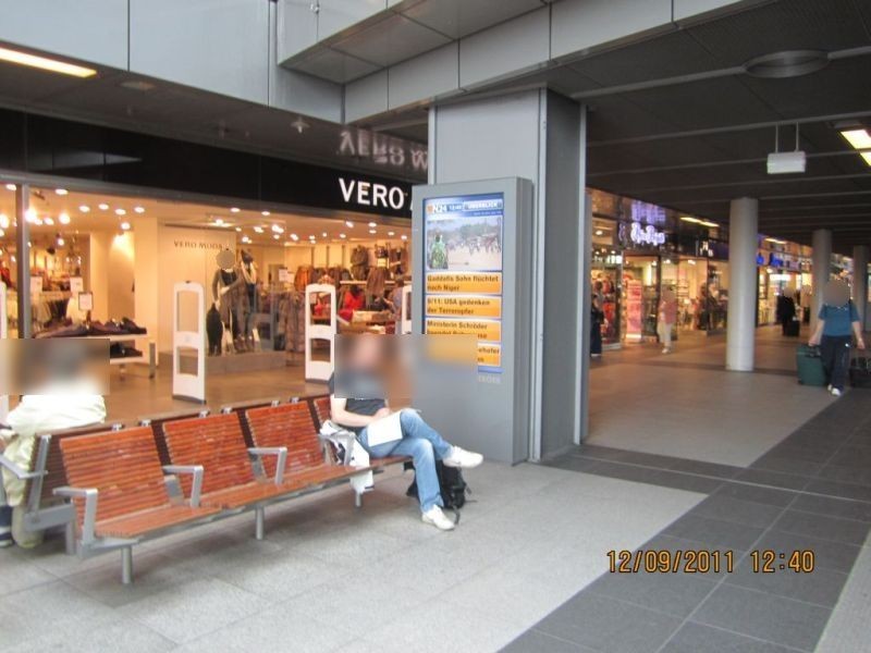 Hbf, Ebene 0, nördl. EH, Osts. Si. Halle