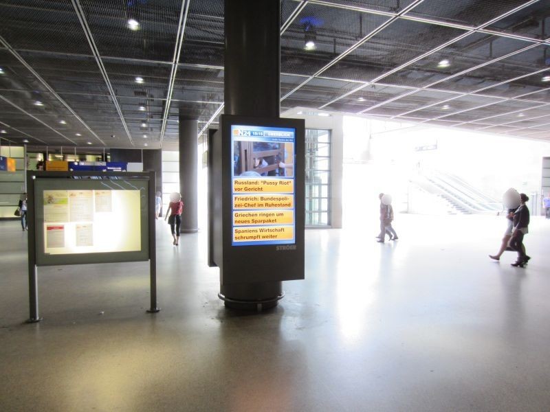 S-Bf Potsdamer Platz, Südpass. 2. Säulenreihe
