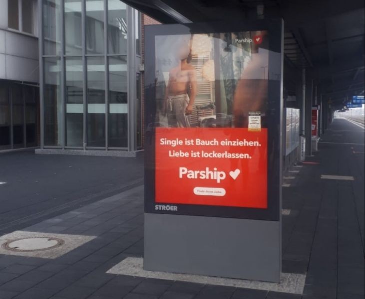 Hbf , Gl.1, Ausgang Bus/Tram Si. Vorplatz