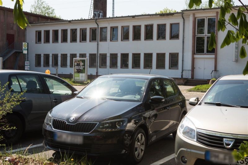 Bf Pirschheide, Bf-Vorplatz, 2. Sto.