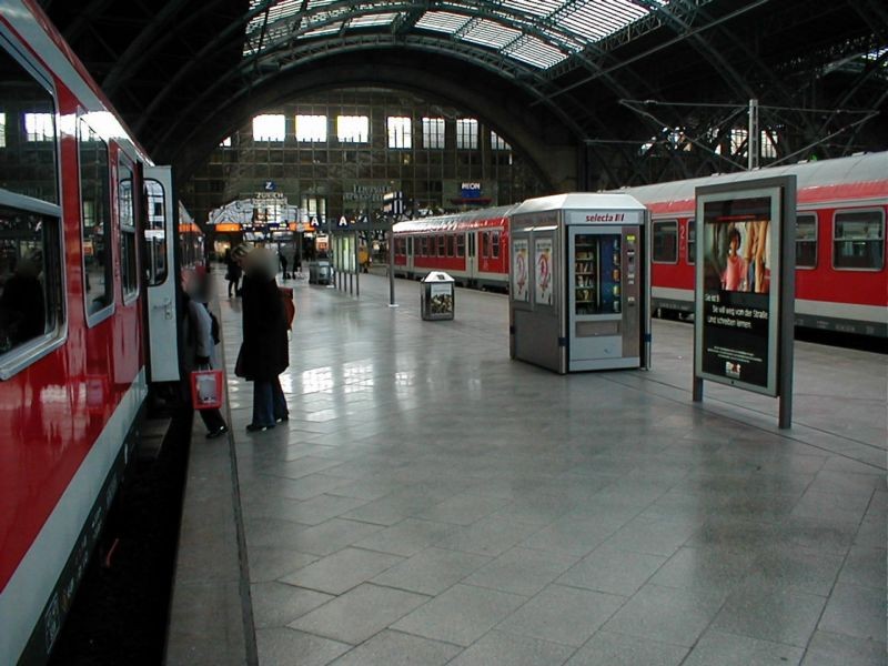 Hbf, Bstg., Gl. 17, 1.Sto.