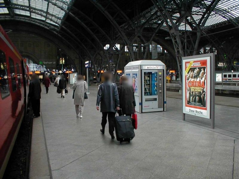 Hbf, Bstg., Gl. 19, 1.Sto.