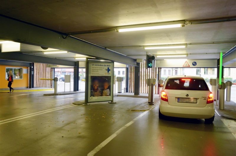 PH Zoo/ Pfaffendorfer Str. 29/ Parthenstr.Ausfahrt