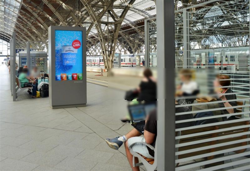 Hbf, Bstg., Gl. 12/13, Reihe 2