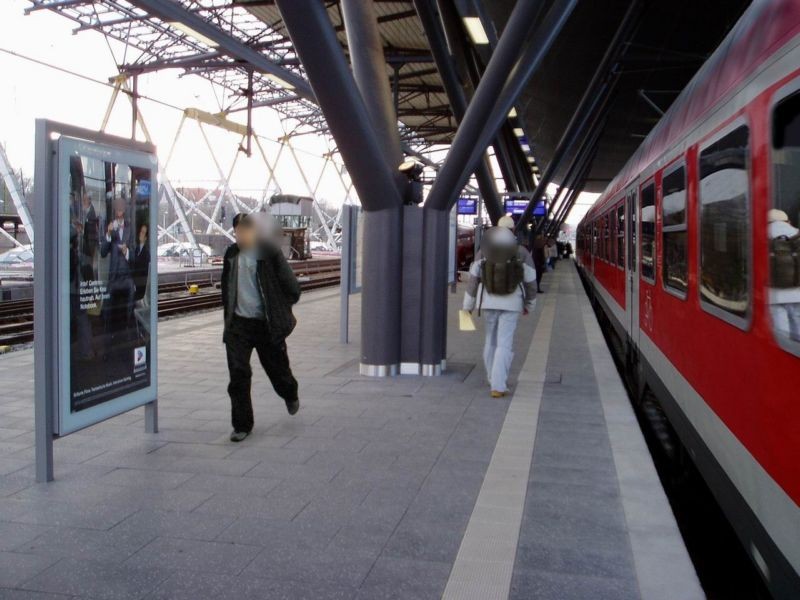 Hbf, Bstg., Gleis 1, 1. Sto.