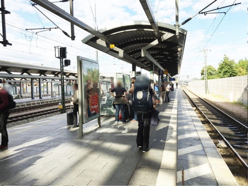 Hbf, Bstg., Gleis 10, Abschnitt E/F