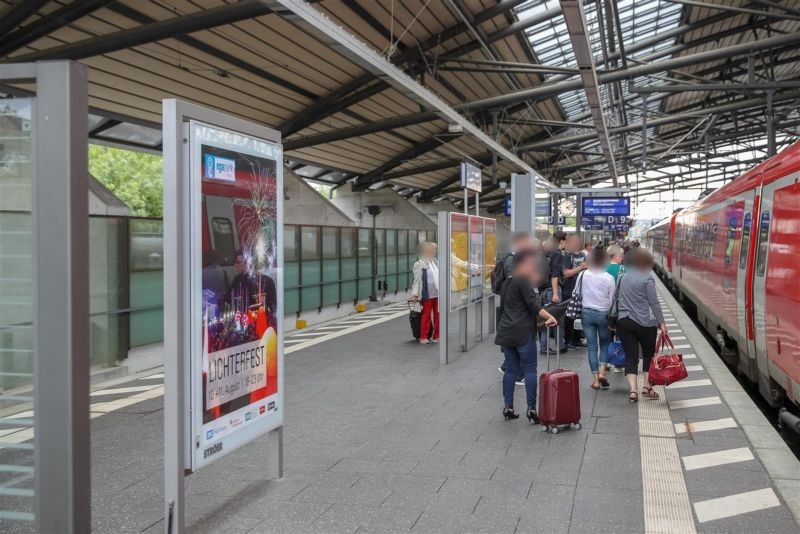 Hbf, Bstg., Gleis 9, Abschnitt E/F