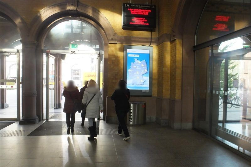 Hbf, re. v. Ausg. Ri. Bahnhofsvorplatz