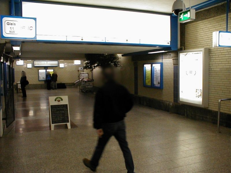 Hbf, Bstg.-Ufg, Aufg. zu Bstg. 3/4 li. Vitr. 113