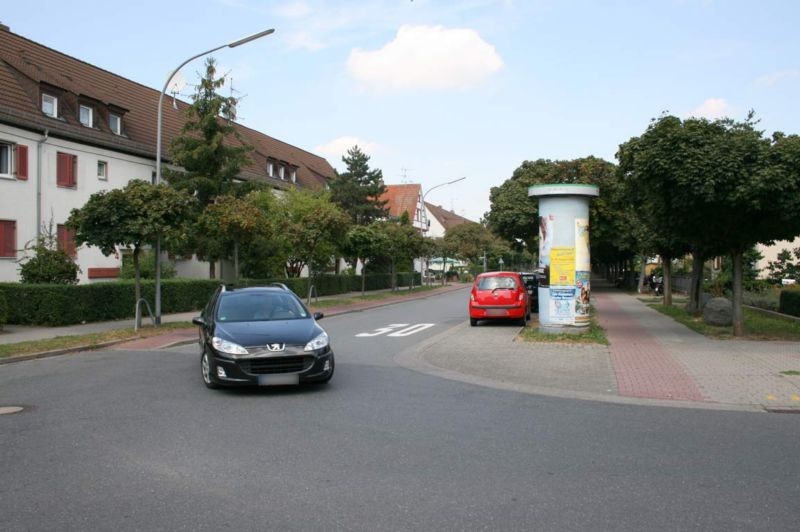 Friedrich-Ebert-Str./Ernst-Reuter-Str.