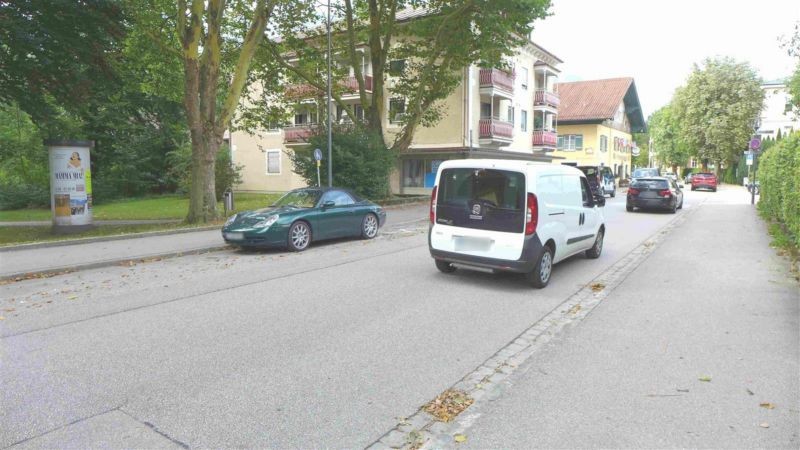 Salzburger Str. neb.  26/Zugang Park