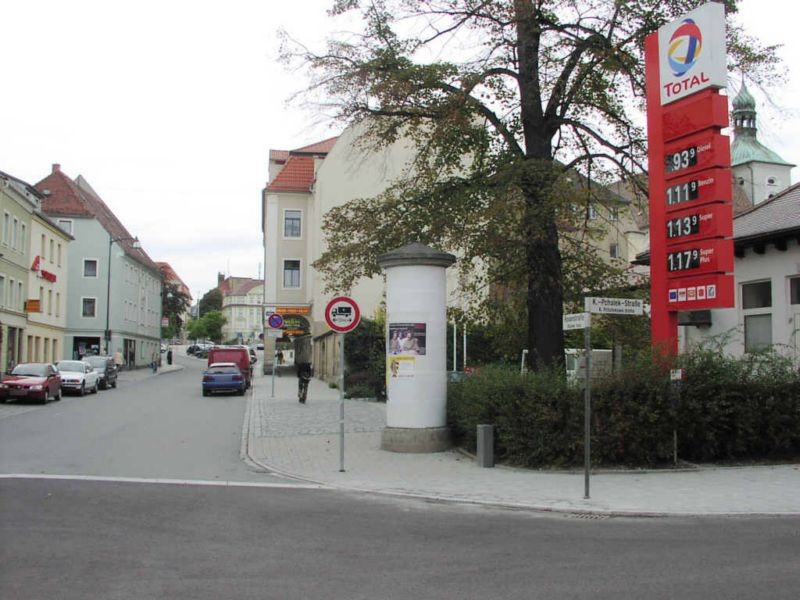 Rosenstr. geg.    8
