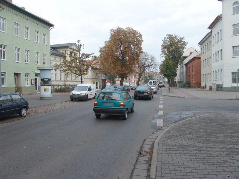 Wilhelmsdorfer Str. vor   8