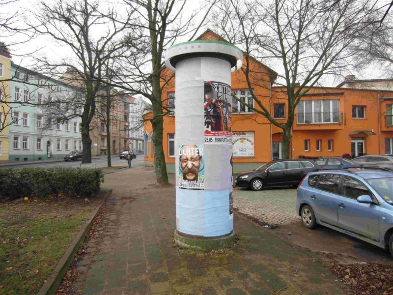 Puschkinstr.  30/Leipziger Str.