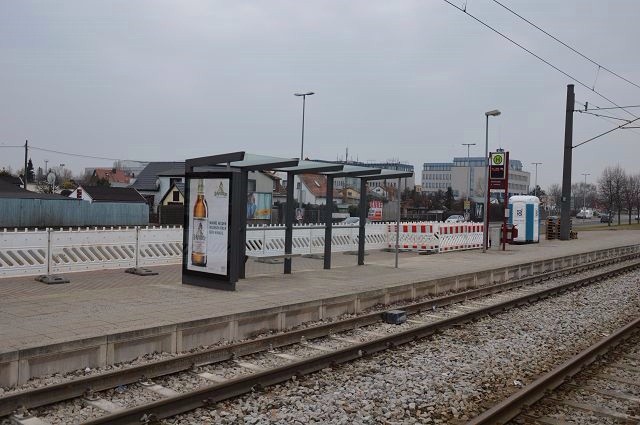 An der Lache  71/Bunsenstr./Bahn-HST sew./We.li.