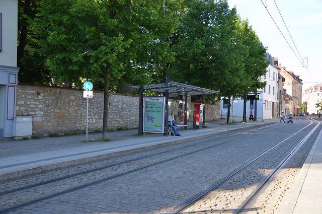 Mainzerhofplatz   8a/Theater sew./We.li.
