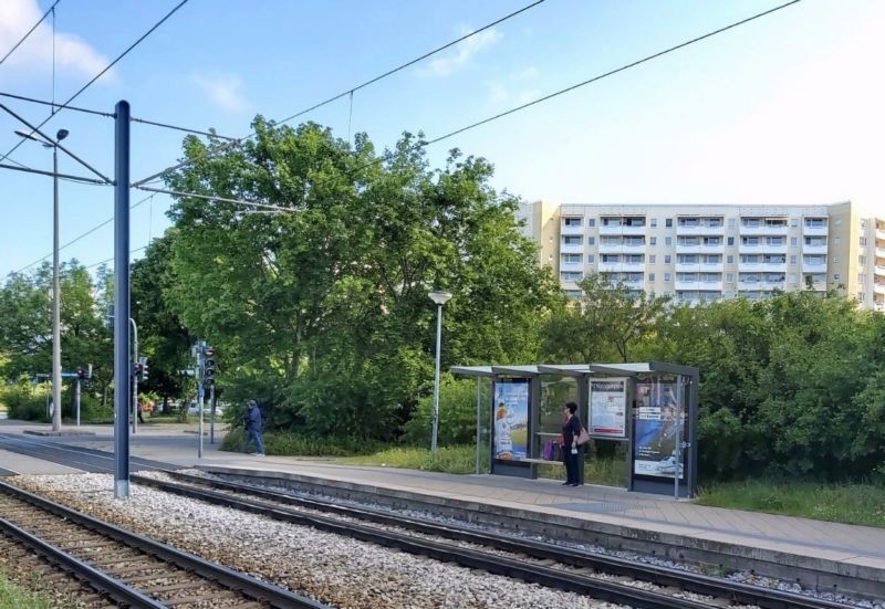 Nordhäuser Str./Thüringen-Park saw./innen re.