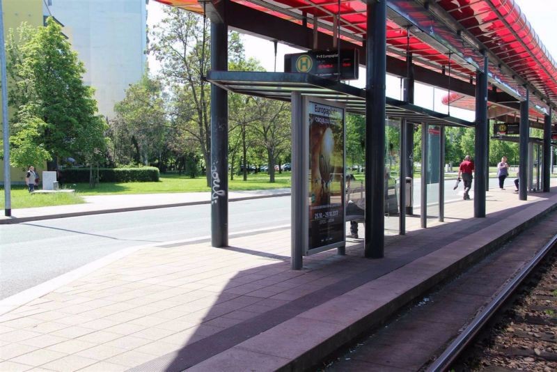 Ulan-Bator-Str./Europaplatz Bussteig 2 RS Si. Gl.