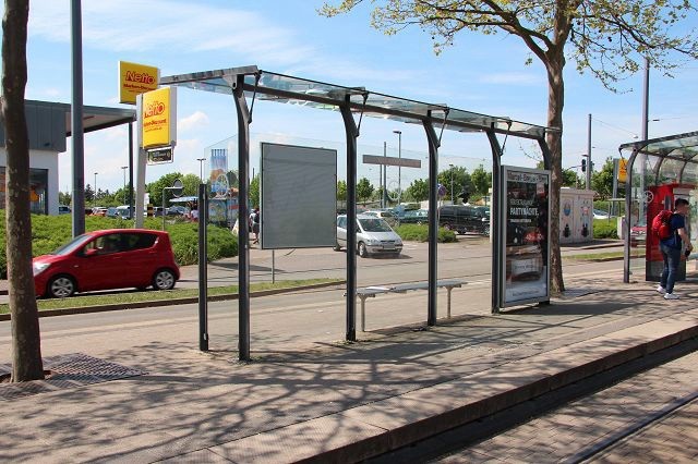 Walter-Gropius-Str./M.-Breuer-Ring saw./außen