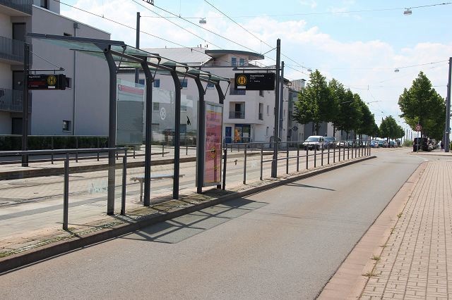 Walter-Gropius-Str./Wagenfeldstr. saw./außen