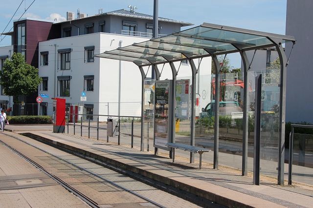 Walter-Gropius-Str./Wagenfeldstr. sew./innen