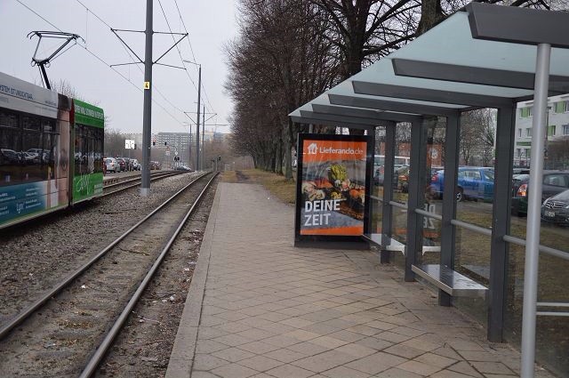 Warschauer Str.   3/Berliner Str. Ri. Rieth/We.re.