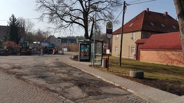 Wellerhofweg/Schloss Molsdorf/We.re.