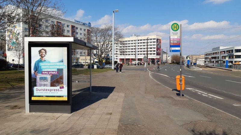 Arthur-Hoffmann-Str. Nh. Riemannstr./We.li.