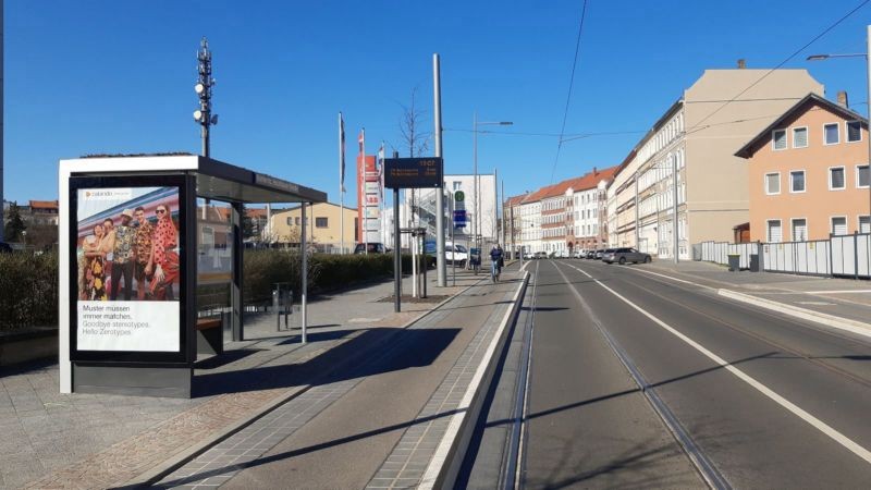Holzhäuser Str. vor Wendeschleife landwärts/We.li.