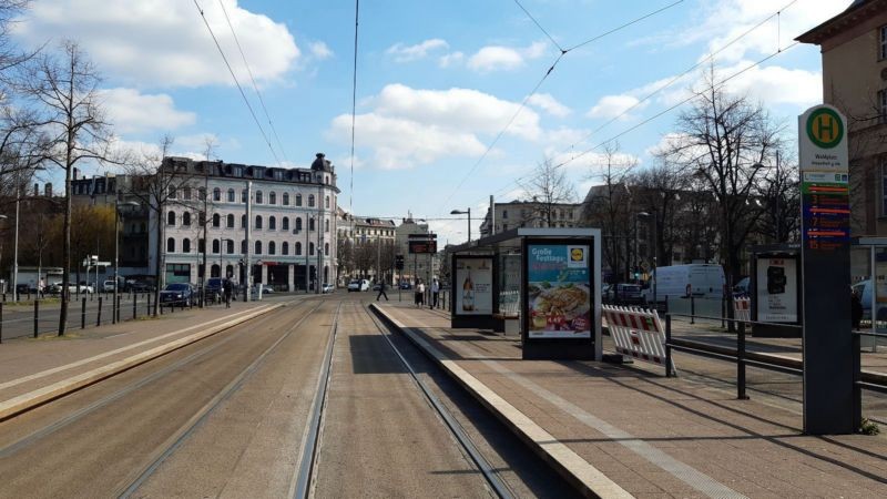 Jahnallee/Waldplatz geg. Arena sew. li./We.re.