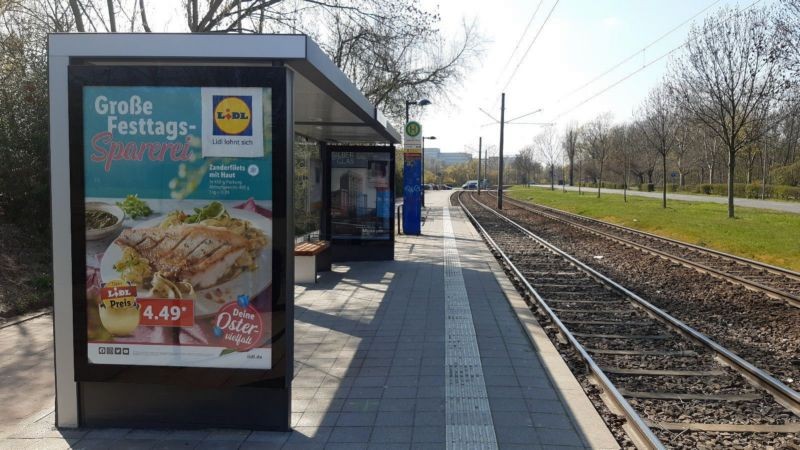 Lützner Str. nach Nelkenweg li./We.li.