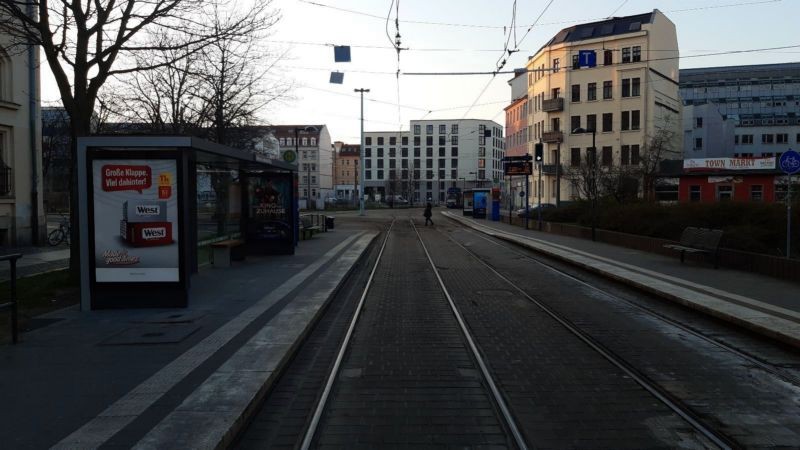 Wilhelm-Liebknecht-Platz Nh.   3 li./We.li.
