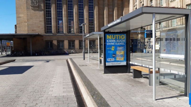 Willy-Brandt-Platz Nh. 7 vor Hbf/Bussteig 4/We.re.