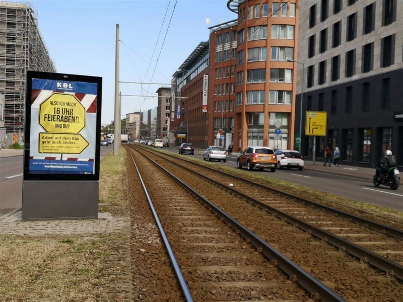 Prager Str./Ostplatz/Mittelstreifen/We.li. Si. Gle