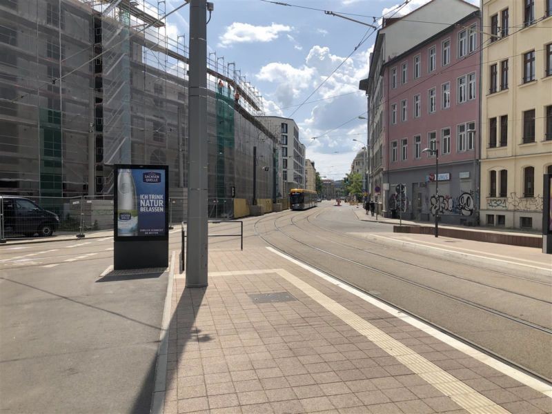 Wilhelm-Liebknecht-Platz   3/4/We.li. Si. Gleise