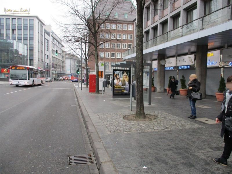 Friedrich-Wilhelm-Platz   1-3 li./We.re.