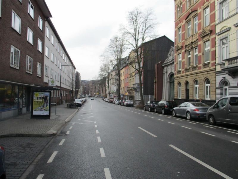 Karlsgraben vor 42/46/We.li.